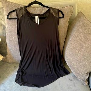 Black sleeveless sequin top!